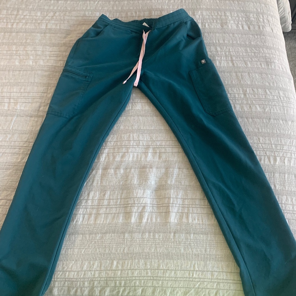 Figs yola skinny pants size small